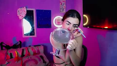 isisrousexx online show from September 2025 01:40:01 AM