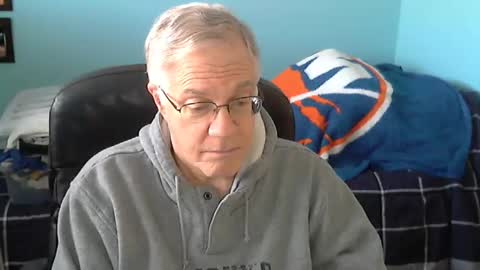 islesman22 online show from December 2024 06:05:01 PM