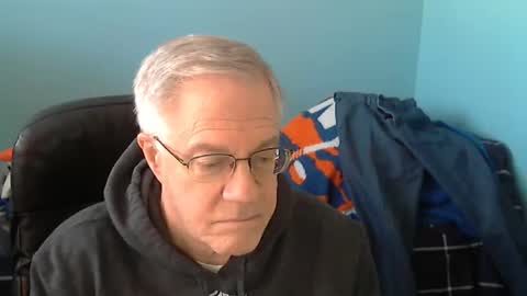 islesman22 online show from December 2024 07:20:01 PM