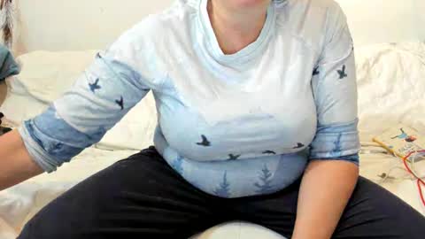 Snapshot of israelymilf chatting on January 2025 01:52:02 PM Marta online show from January 2025 01:52:02 PM