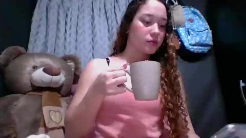 Issa online show from October 2025 04:54:01 AM