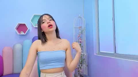 Issa Skinny online show from October 2025 11:33:01 AM