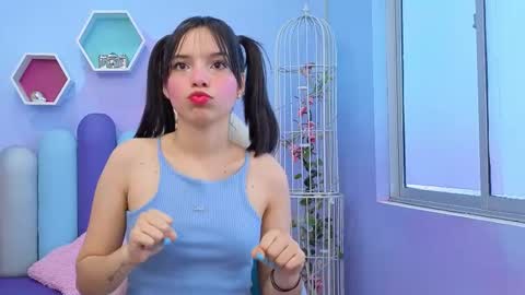 Issa Skinny online show from October 2025 11:49:02 AM