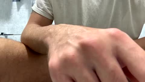 Snapshot of italianbigcock91 chatting on October 2025 06:45:02 AM italianbigcock91 online show from October 2025 06:45:02 AM