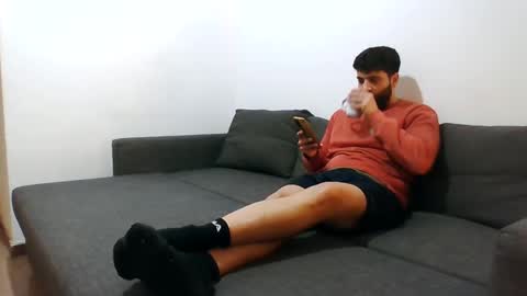 Snapshot of italianboybcn chatting on December 2024 08:11:02 AM italianboybcn online show from December 2024 08:11:02 AM