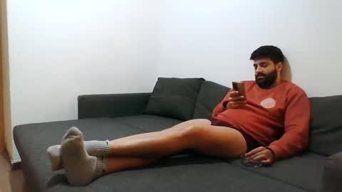 Snapshot of italianboybcn chatting on December 2024 03:29:02 AM italianboybcn online show from December 2024 03:29:02 AM