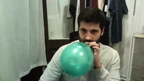 Snapshot of italianboybcn chatting on September 2025 08:58:02 PM italianboybcn online show from September 2025 08:58:02 PM