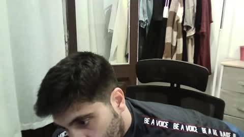 Snapshot of italianboybcn chatting on November 2025 11:15:01 PM italianboybcn online show from November 2025 11:15:01 PM