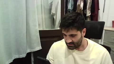 Snapshot of italianboybcn chatting on November 2025 05:13:01 PM italianboybcn online show from November 2025 05:13:01 PM