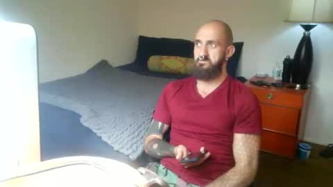 BearlyLoganFL online show from September 2025 09:09:02 PM