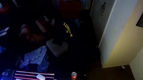 BearlyLoganFL online show from November 2025 05:40:02 AM