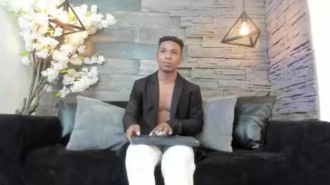 Snapshot of italomoore chatting on October 2025 12:03:01 PM Italo Moore online show from October 2025 12:03:01 PM