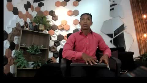 Snapshot of italomoore chatting on October 2025 11:40:01 AM Italo Moore online show from October 2025 11:40:01 AM