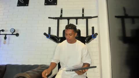 Snapshot of italomoore chatting on October 2025 11:29:02 AM Italo Moore online show from October 2025 11:29:02 AM