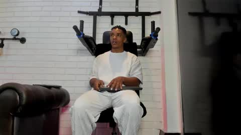 Snapshot of italomoore chatting on October 2025 11:22:01 AM Italo Moore online show from October 2025 11:22:01 AM