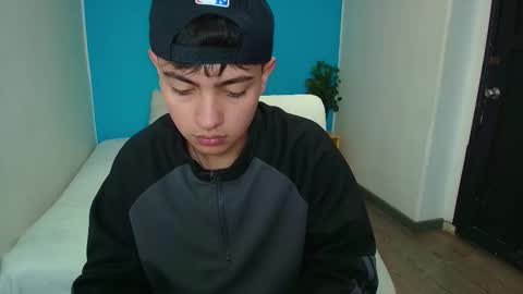 ithan__ online show from September 2025 01:55:01 PM