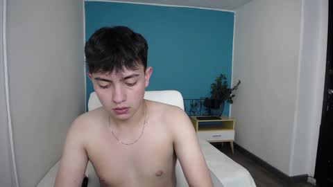 ithan__ online show from September 2025 06:54:01 PM