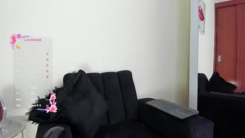 Snapshot of its__angelica_ chatting on September 2025 07:08:02 PM Angelica online show from September 2025 07:08:02 PM