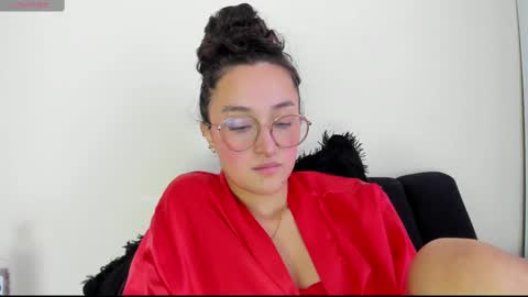 Snapshot of its__angelica_ chatting on October 2025 07:00:01 PM Angelica online show from October 2025 07:00:01 PM