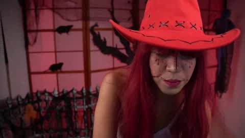 Snapshot of its_lola chatting on November 2025 02:02:02 AM online show from November 2025 02:02:02 AM