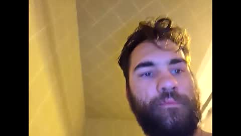 Snapshot of itsdaiton chatting on September 2025 12:39:01 PM Daiton online show from September 2025 12:39:01 PM