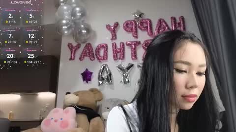 Snapshot of itsdevilcat chatting on October 2025 10:33:02 PM Queen Liya online show from October 2025 10:33:02 PM