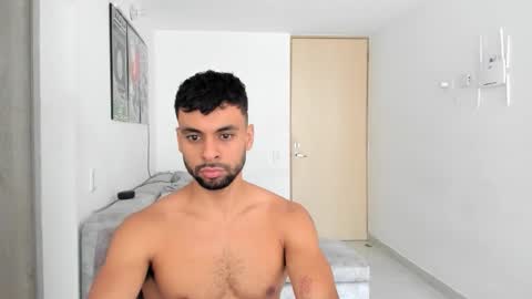 Snapshot of itsgeo1111 chatting on November 2025 06:52:01 PM CALL ME GEO online show from November 2025 06:52:01 PM