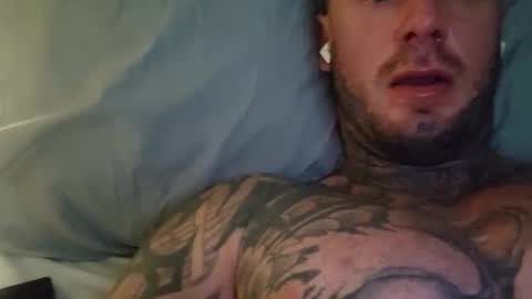 itsme11110000 online show from September 2025 02:11:02 PM