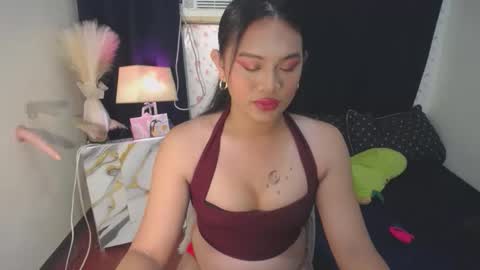 Snapshot of itsme_jazzy chatting on October 2025 08:33:02 AM JAZ online show from October 2025 08:33:02 AM