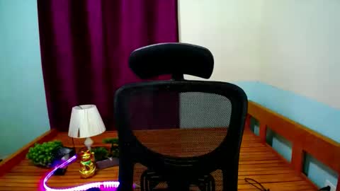 Snapshot of itsmeloveypinay chatting on November 2025 05:07:02 AM itsmeloveypinay online show from November 2025 05:07:02 AM