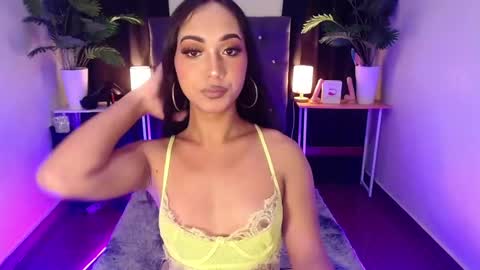 Sofia online show from September 2025 10:37:01 AM