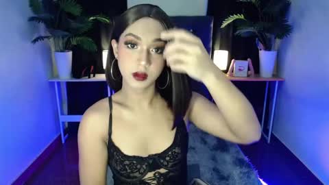 Sofia online show from September 2025 08:53:01 PM