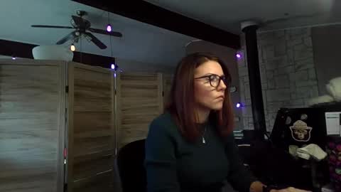 ItsMeSophie X online show from October 2025 04:17:02 PM