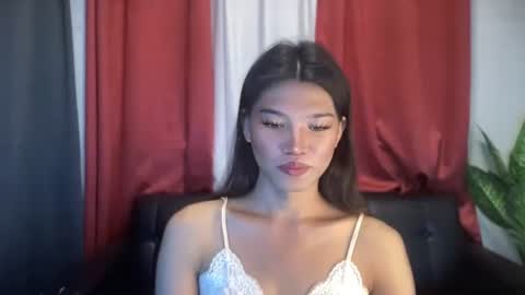 Snapshot of itsmeyourgirl_philopoiter chatting on October 2025 08:37:02 AM Jayve online show from October 2025 08:37:02 AM