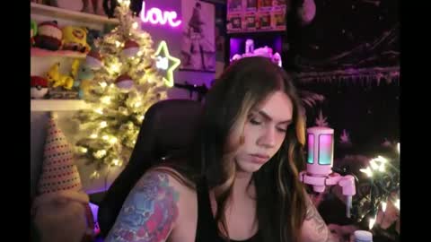 Snapshot of itsnickibabyy chatting on December 2024 02:12:02 AM Nicki Foxx online show from December 2024 02:12:02 AM