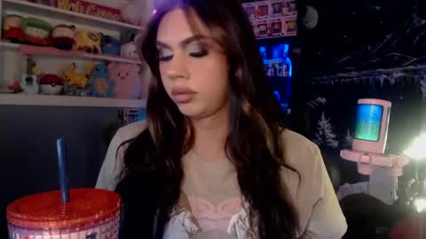 Snapshot of itsnickibabyy chatting on January 2025 12:34:02 AM Nicki Foxx online show from January 2025 12:34:02 AM