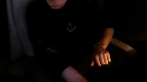 Snapshot of itsnotliam834 chatting on January 2025 10:33:02 PM itsnotliam834 online show from January 2025 10:33:02 PM