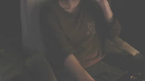 Snapshot of itsnotliam834 chatting on January 2025 01:27:01 AM itsnotliam834 online show from January 2025 01:27:01 AM