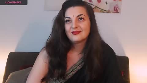 Melissa Khaan online show from December 2024 12:35:01 PM