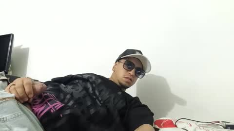 ivanfpc93 online show from October 2025 07:18:01 AM