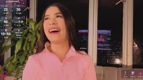 Snapshot of ivanna_west chatting on October 2025 10:06:01 AM Ivanna West online show from October 2025 10:06:01 AM