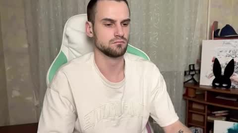 Snapshot of iveran_love1 chatting on November 2025 06:32:01 PM iveran online show from November 2025 06:32:01 PM