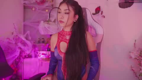 iveet  online show from October 2025 07:36:02 PM