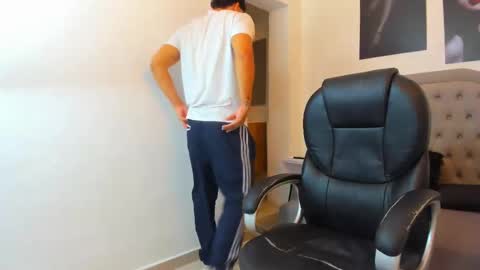Ivo Beischel online show from September 2025 11:23:02 AM