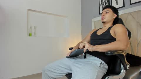 Snapshot of ivo_beischel chatting on October 2025 04:45:01 AM Ivo Beischel online show from October 2025 04:45:01 AM