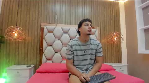 Snapshot of ivo_beischel chatting on November 2025 11:41:01 AM Ivo Beischel online show from November 2025 11:41:01 AM