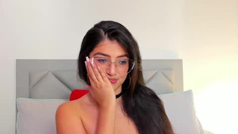 Ivonne Lennox online show from February 2025 09:12:01 PM