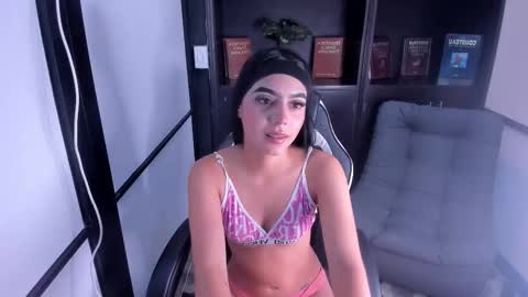 Snapshot of ivonneprince chatting on October 2025 01:54:01 PM ivonneprince online show from October 2025 01:54:01 PM