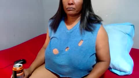 IVORYTITS48 online show from January 2025 11:19:02 AM