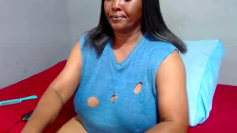 IVORYTITS48 online show from January 2025 02:28:02 PM